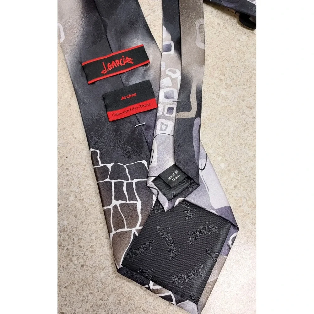 J. Garcia color gray